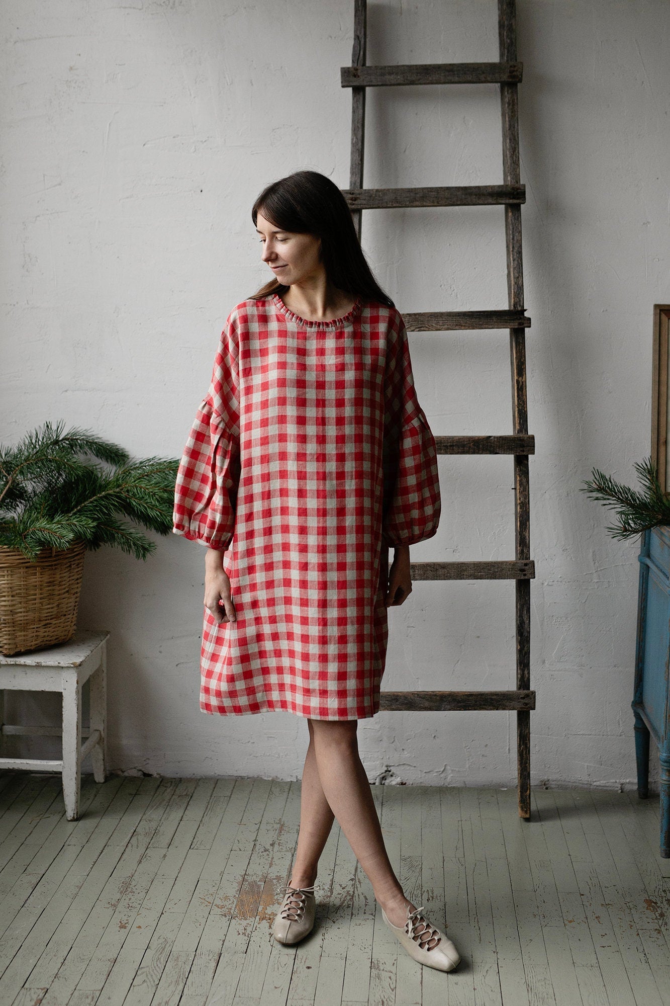 Garden Festive Daisy Linen Dress